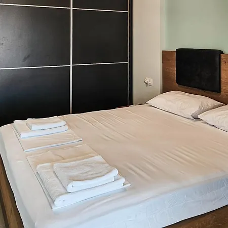 Maisonette For Rent In The Center Of Feriehus *