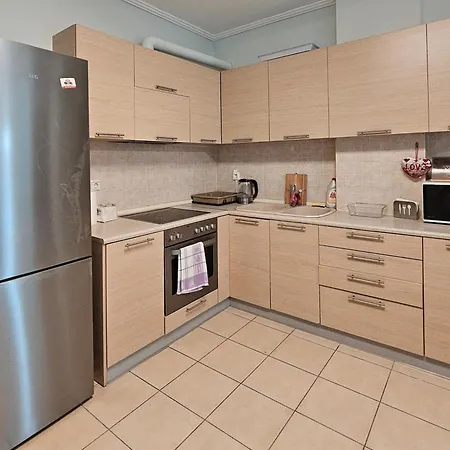 Maisonette For Rent In The Center Of *