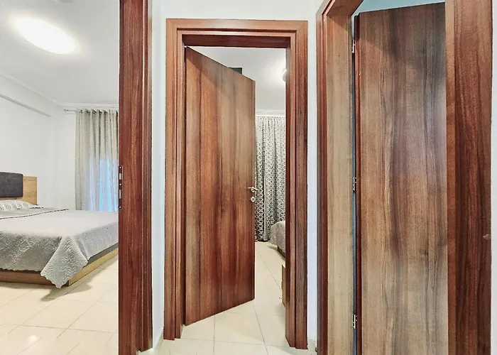 Maisonette For Rent In The Center Of Ferienhaus *