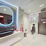 펜션 Maisonette For Rent In The Center Of 하니오티