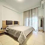 Maisonette For Rent In The Center Of 펜션