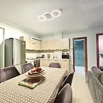 Maisonette For Rent In The Center Of *