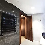 펜션 Maisonette For Rent In The Center Of *
