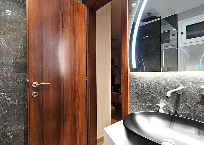 Maisonette For Rent In The Center Of * هانيوتي