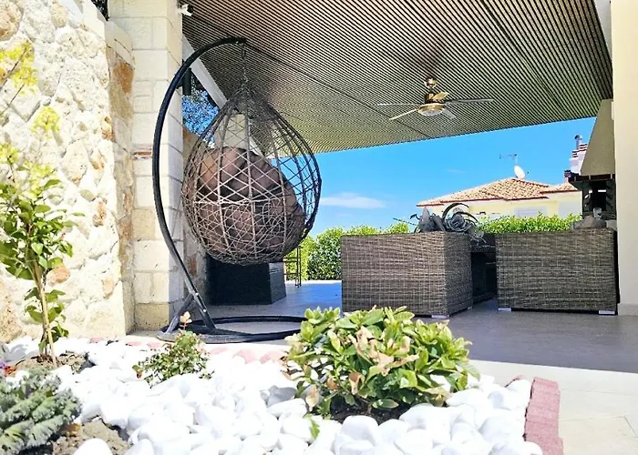Maisonette For Rent In The Center Of * هانيوتي